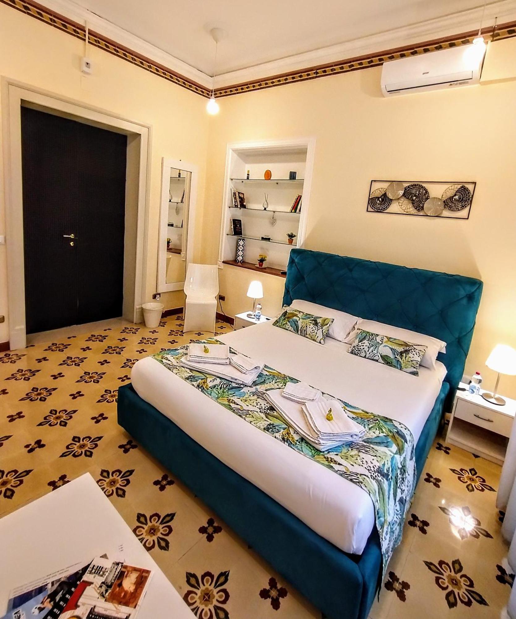 Suleima B&B Messina Centro Exterior foto
